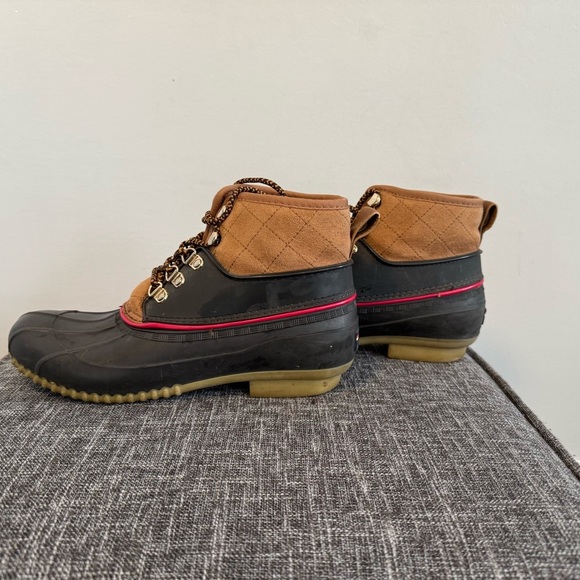 Tommy Hilfiger Rinah Rain Boots, Size 8, Offers Welcome - Picture 3 of 10